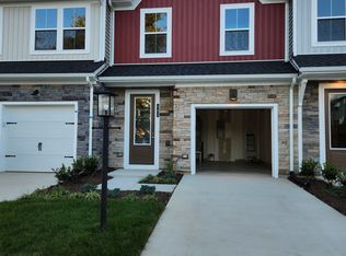 345 Brae Haven Dr, Glen Allen, VA 23060