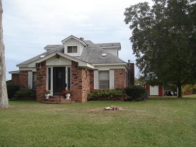 1st image of 409 Croom St