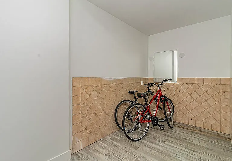 17XX Harbor Ave SW #303 — Photo 22