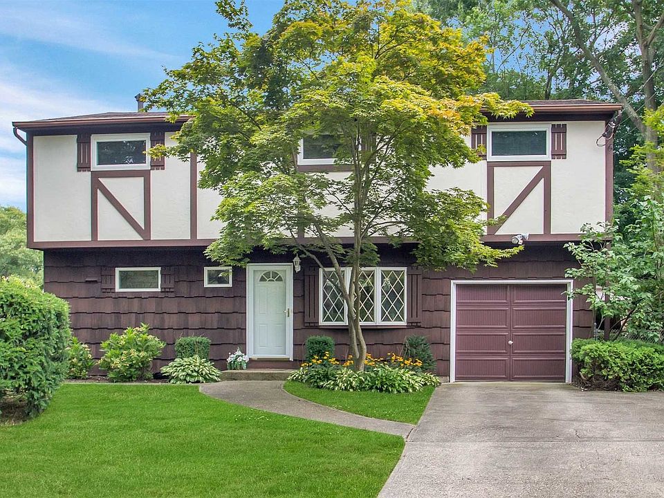1st image of 47 Paula Blvd