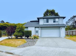 325 W Adams Ave, Crescent City, CA