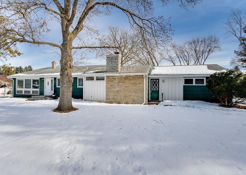 1st image of 1710 Lilac Ln