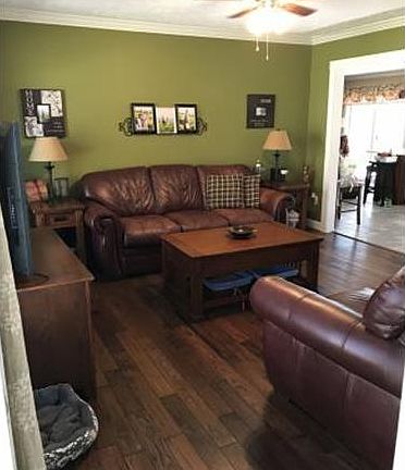 3rd image of 5107 Moody Dr