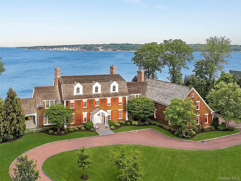1st image of 30 Forest Dr