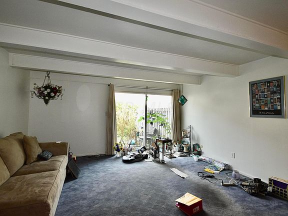 3rd image of 154 Brandywine Dr #4-D