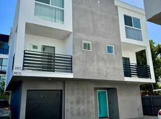 2410 1/2 Carmona Ave, Los Angeles, CA 90016