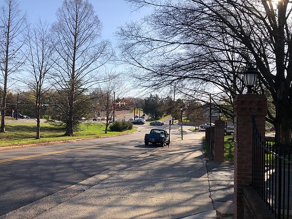 4th image of 6001 Arlington Blvd APT 416