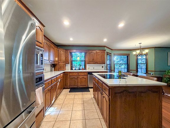 3rd image of 8419 S 78th East Ave