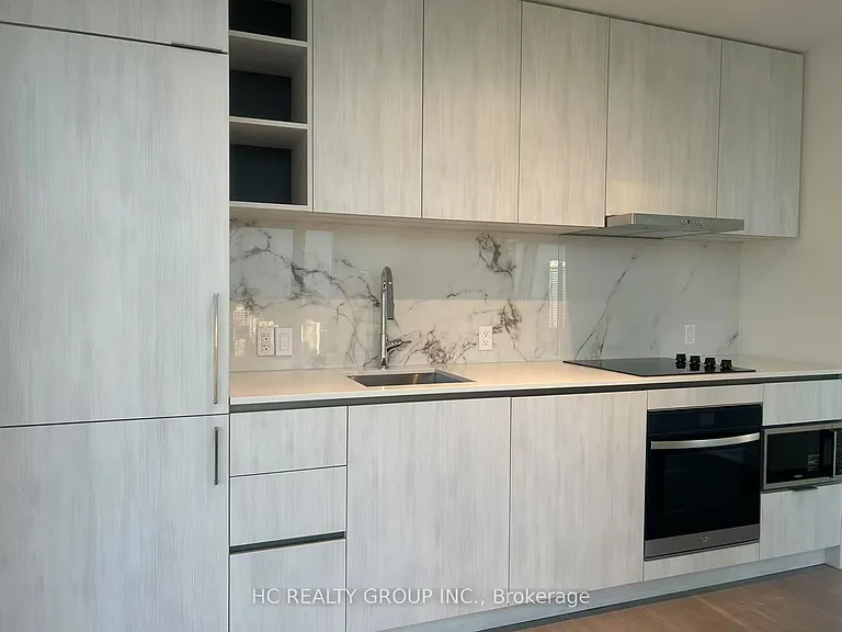8 Wellesley St W #5108 — Photo 3