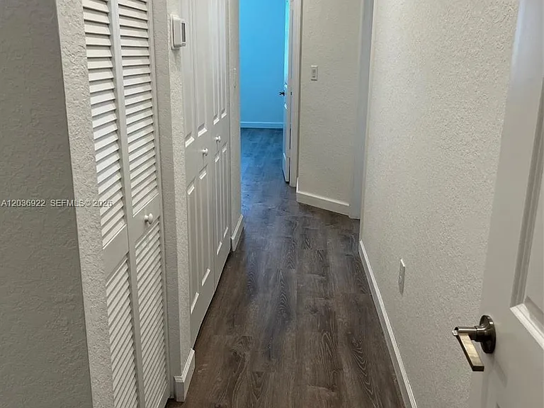1120 SE 26th Ter #1120 — Photo 21