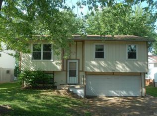 213 Stillbrook Estates Dr, Fenton, MO 63026
