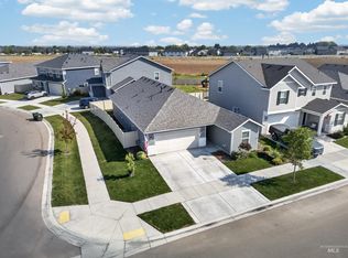 514 W Learmont St, Meridian, ID 83642