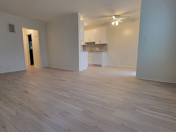 2nd image of 3565 S Centinela Ave APT 2