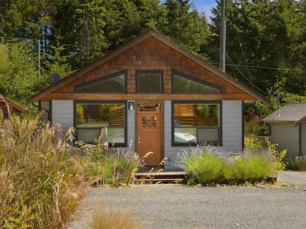 3822 Trailhead Dr, Capital, BC V9Z 1L1