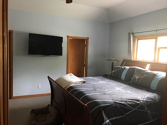3rd image of 18017 Westwood Dr