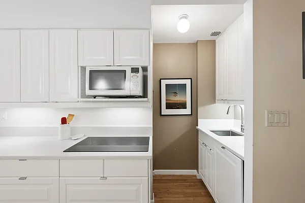 Sold by Compass | media 6