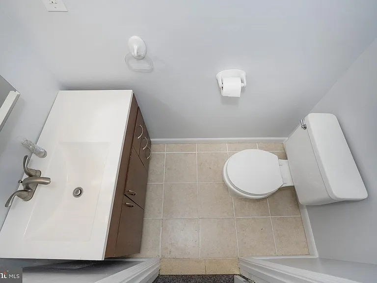 107 Washington Ave — Photo 11