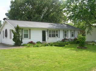 1001 Locust St, Vienna, IL 62995