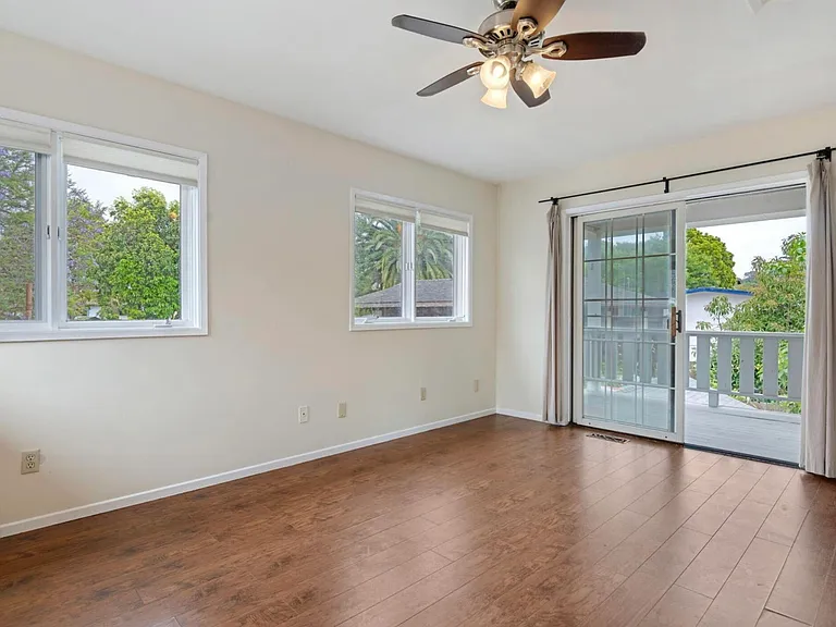 613 Coronel Pl #B — Photo 2
