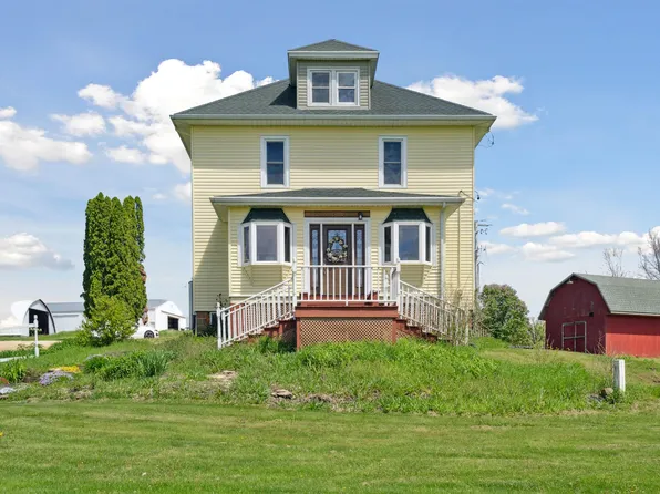 22390 Truman Rd, Darlington, WI 53530