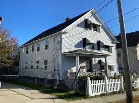 2nd image of 21721-9 Butler St
