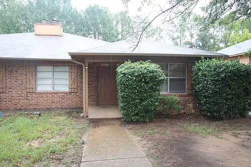 4508 Edinburgh Dr Photo 1