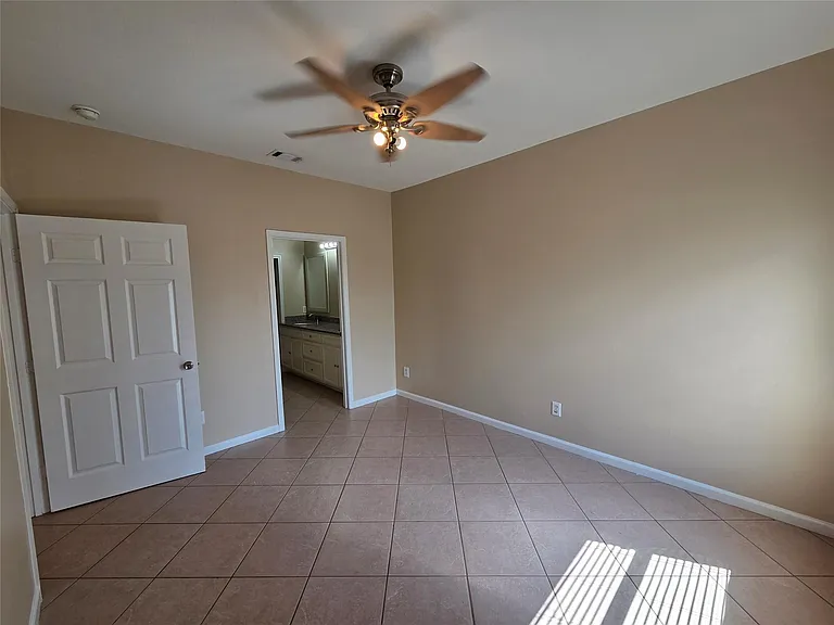 928 Runneburg Rd — Photo 12