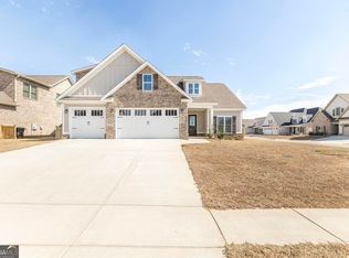 907 Falkirk Dr, Warner Robins, GA 31088