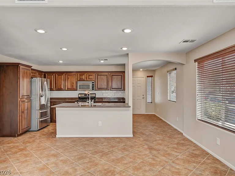 2780 Kona Crest Ave — Photo 10