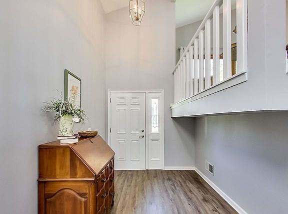 4th image of 8 Portside Ct