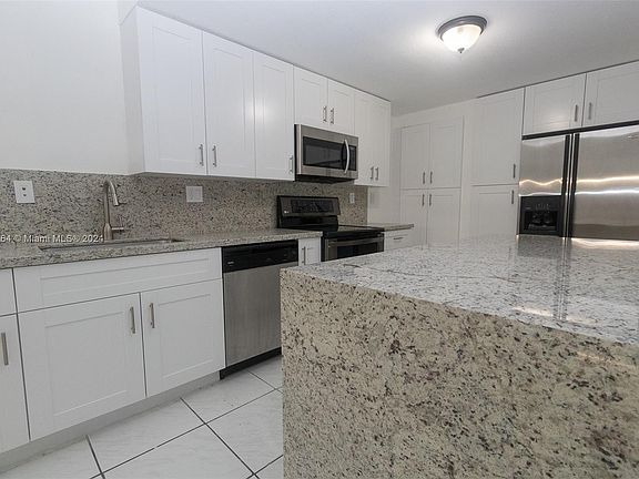3rd image of 8956 NW 117th Ter