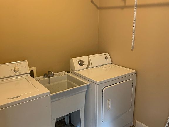 5th image of 3725 Spottswood Ave #4