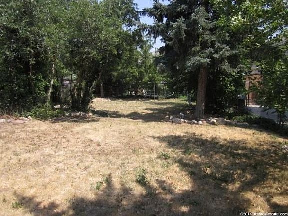5th image of 3609 E Millcreek Canyon Rd