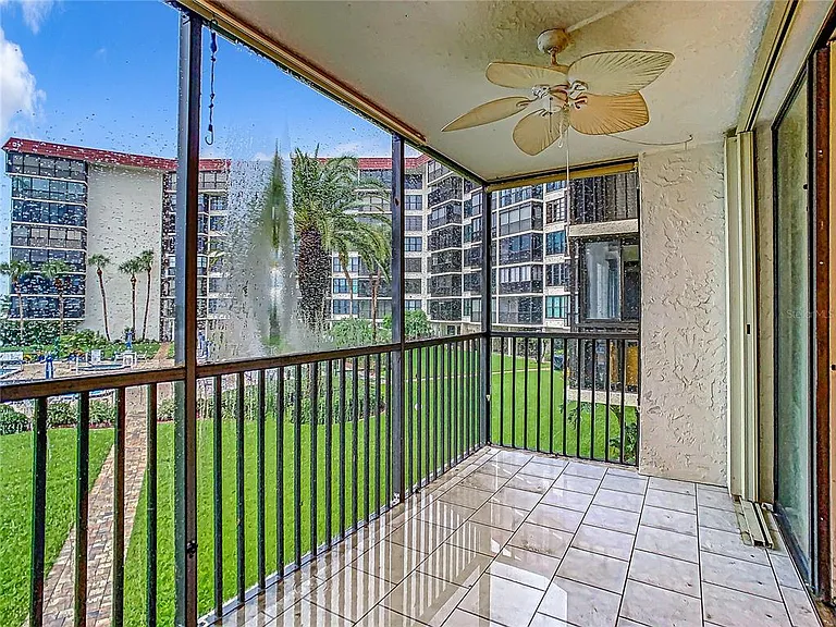 18304 Gulf Blvd #116 — Photo 40