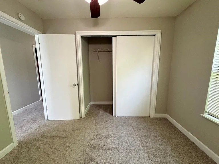 600 Seminole Rd — Photo 25