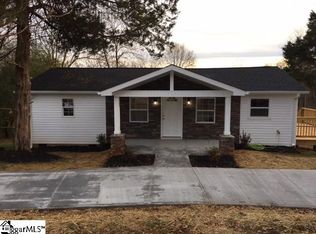 492 Fews Bridge Rd, Taylors, SC 29687