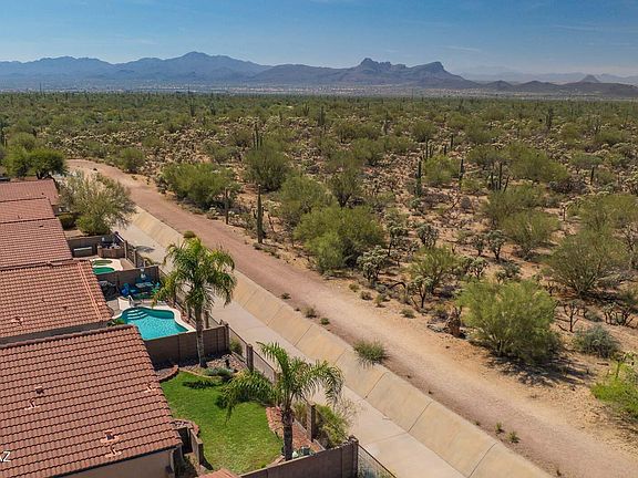 3rd image of 12461 N Crimson Vista Dr