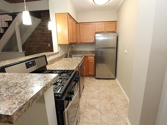 2nd image of 2720 N Mildred Ave APT 2