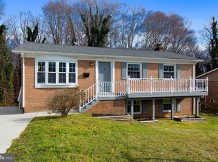 13707 Gilbert Rd, Woodbridge, VA 22193