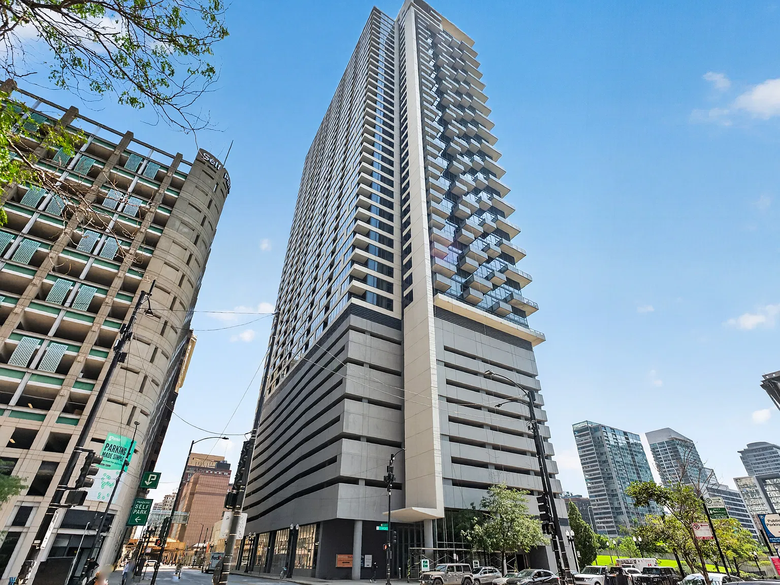 2 bed, 1352 sqft, $4,200 — Photo 1