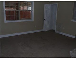 4th image of 8524 Fairfax Dr