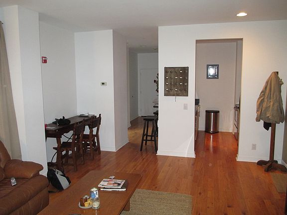 2nd image of 712 N 2nd St APT 12