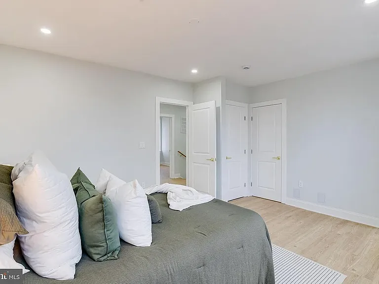 635 N Rosedale St — Photo 6
