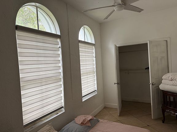 4th image of 14951 SW 17th Ln