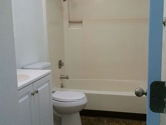 4th image of 1500 McDonald Ave APT 43