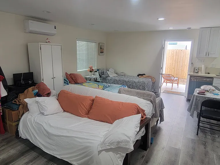 131 S Gless St #1/2 — Photo 10