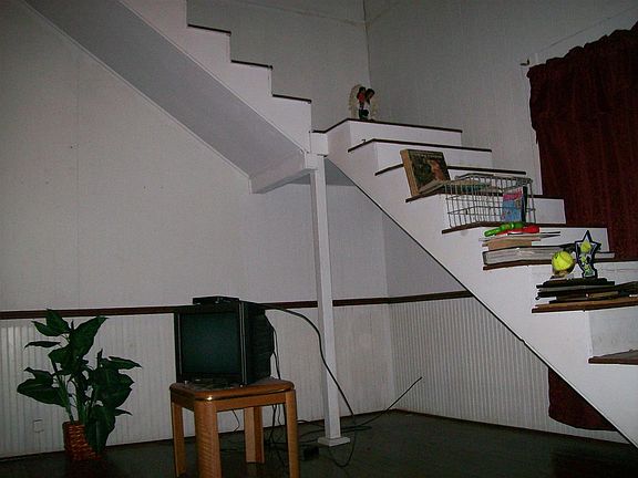 4th image of 507 W Trout St
