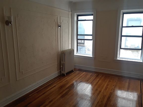 3rd image of 6224 Fort Hamilton Pkwy APT C1