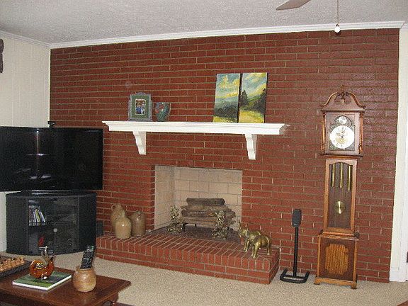 3rd image of 2507 Sunnycrest Dr