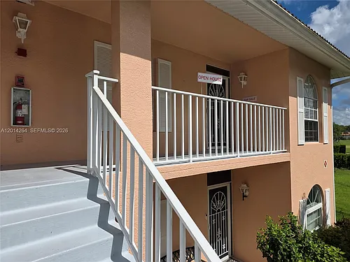 575 Augusta Blvd #8 Photo 1
